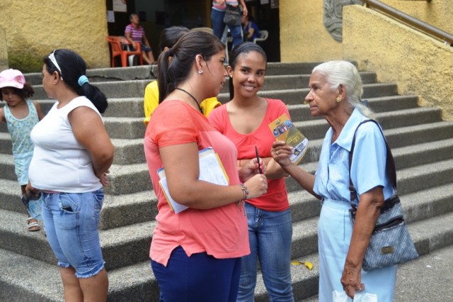 Andreina Villanueva: Las lluvia le quita el color a estas navidades