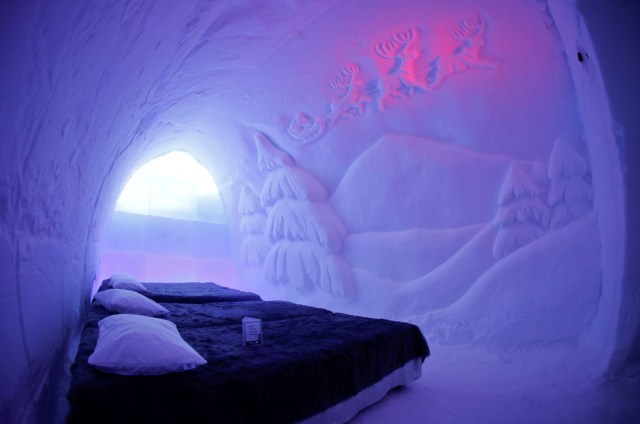 Decorations are carved into the walls of a hotel room at Snowman World in the Santa Claus Village in the Arctic Circle near Rovaniemi, Finland, December 15, 2016. REUTERS/Pawel Kopczynski SEARCH "KOPCZYNSKI SANTA" FOR THIS STORY. SEARCH "THE WIDER IMAGE" FOR ALL STORIES