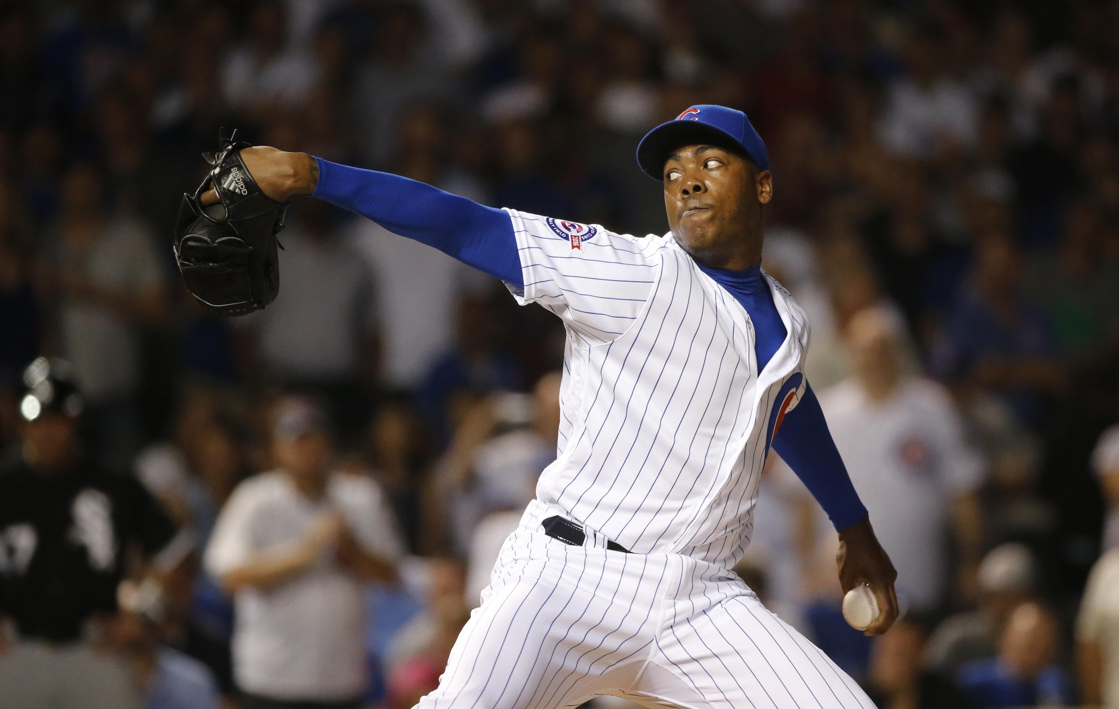 Chapman: Maddon me utilizó mal en playoffs con Cachorros