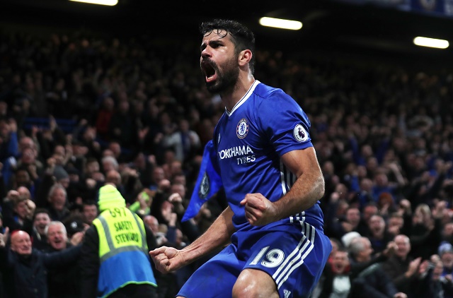 El Chelsea se muestra intratable, Liverpool sigue su estela