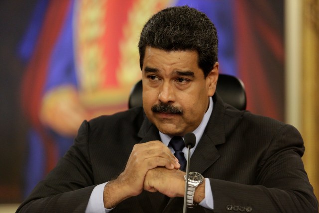 Venezuela's President Nicolas Maduro talks to the media during a news conference at Miraflores Palace in Caracas, Venezuela January 18, 2017. REUTERS/Marco Bello