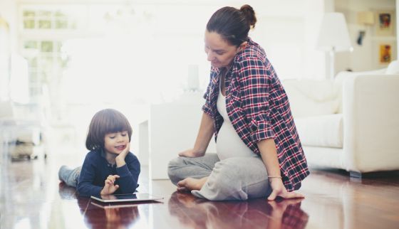 Si quiere un hijo listo, quítale el iPad y dele una guitarra