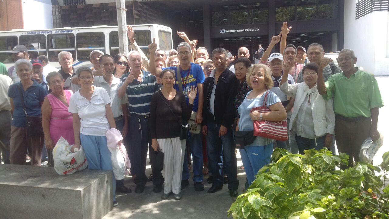 Jubilados y pensionados se unen a la convocatoria para la marcha por el derecho a la salud #7Feb