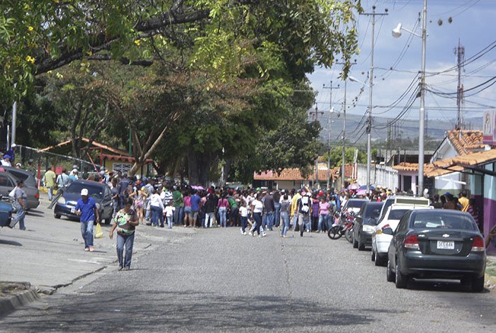 Bachaqueros amenazan a familias en Lara