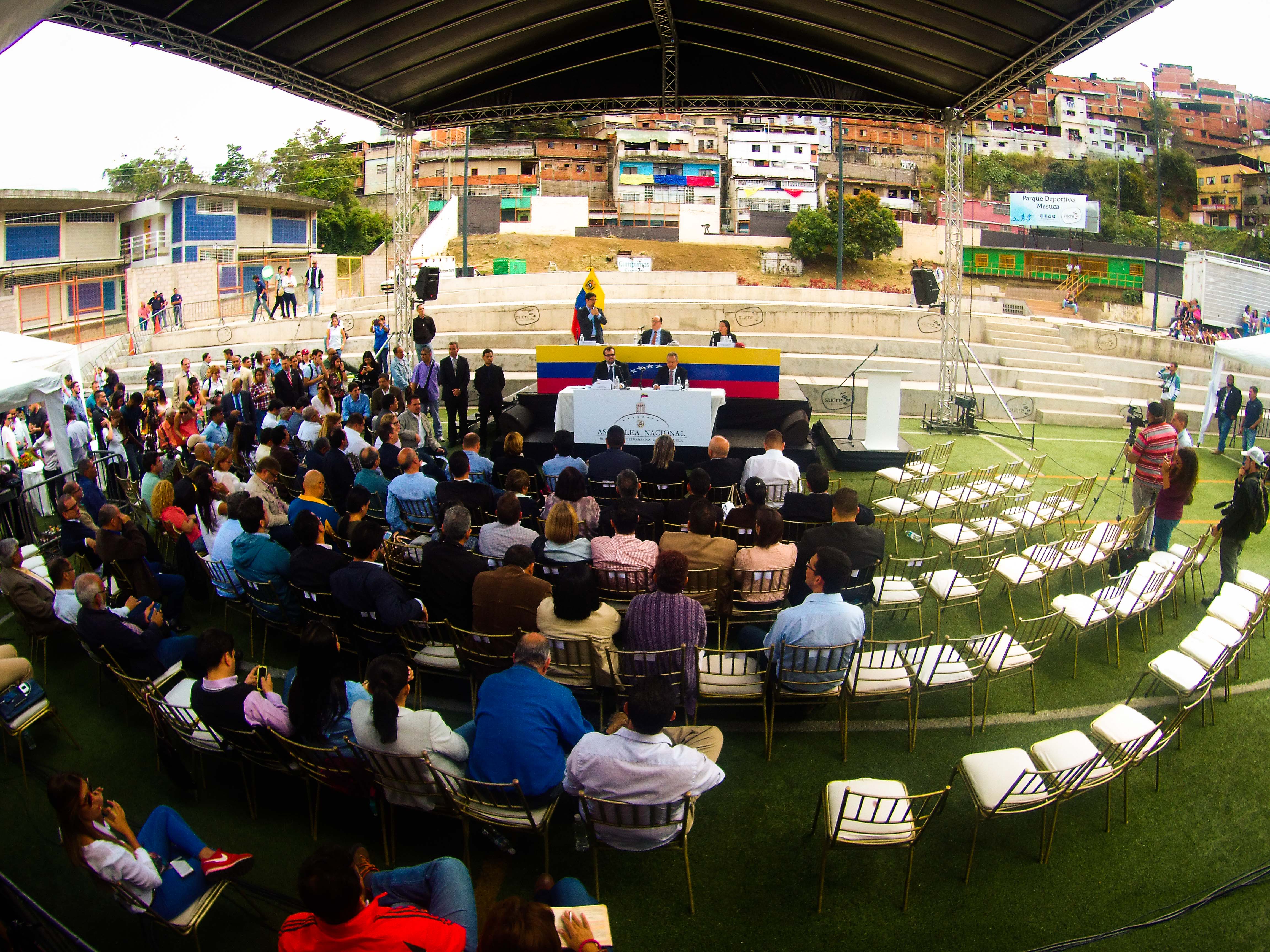 En FOTOS: Primer mes de la AN en la calle