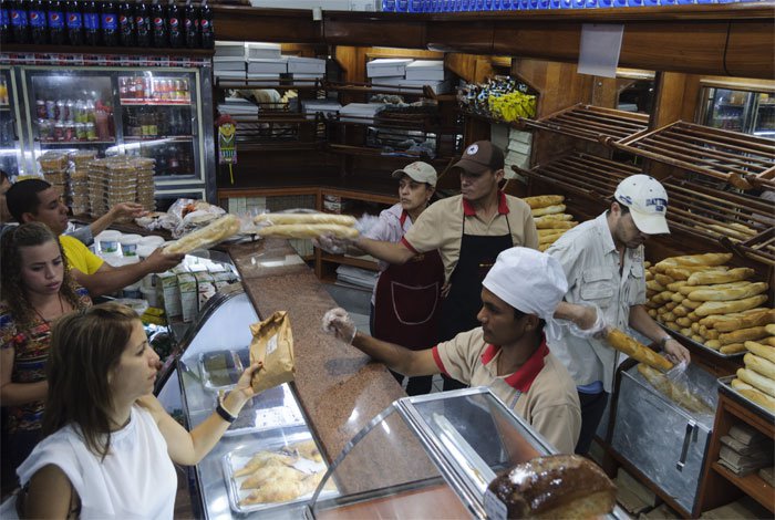 Sin pan las panaderías de Lara porque no tienen harina de trigo