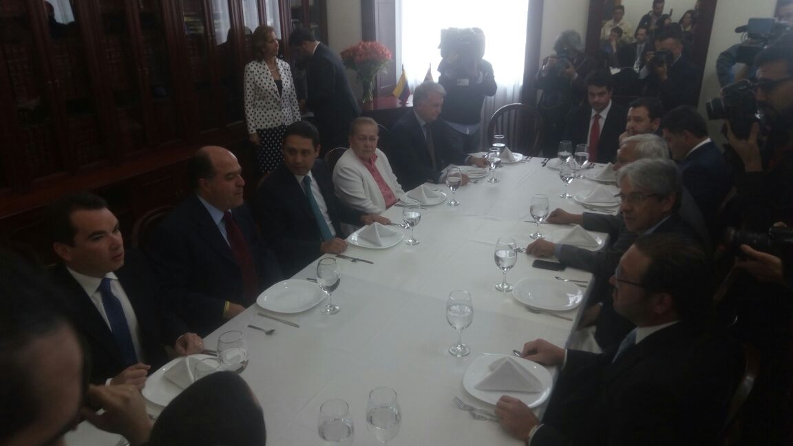 El presidente de la AN expone crisis venezolana ante Congreso de Colombia