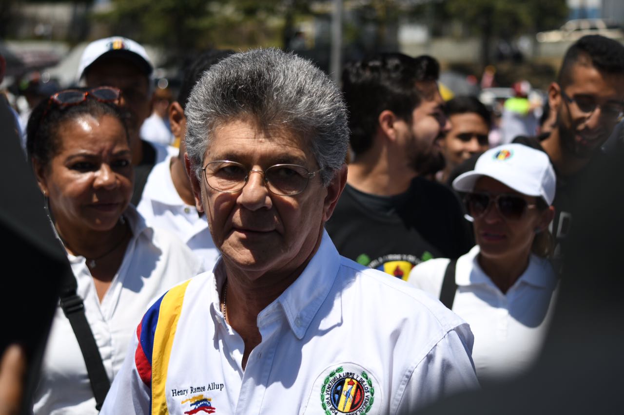 Ramos Allup: Estamos organizados y motivados para validar en todos los estados del país