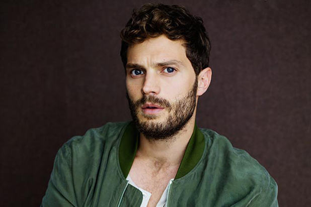 jamie-dornan-ELLE-UK-BY-Jeff-Hahn-featured