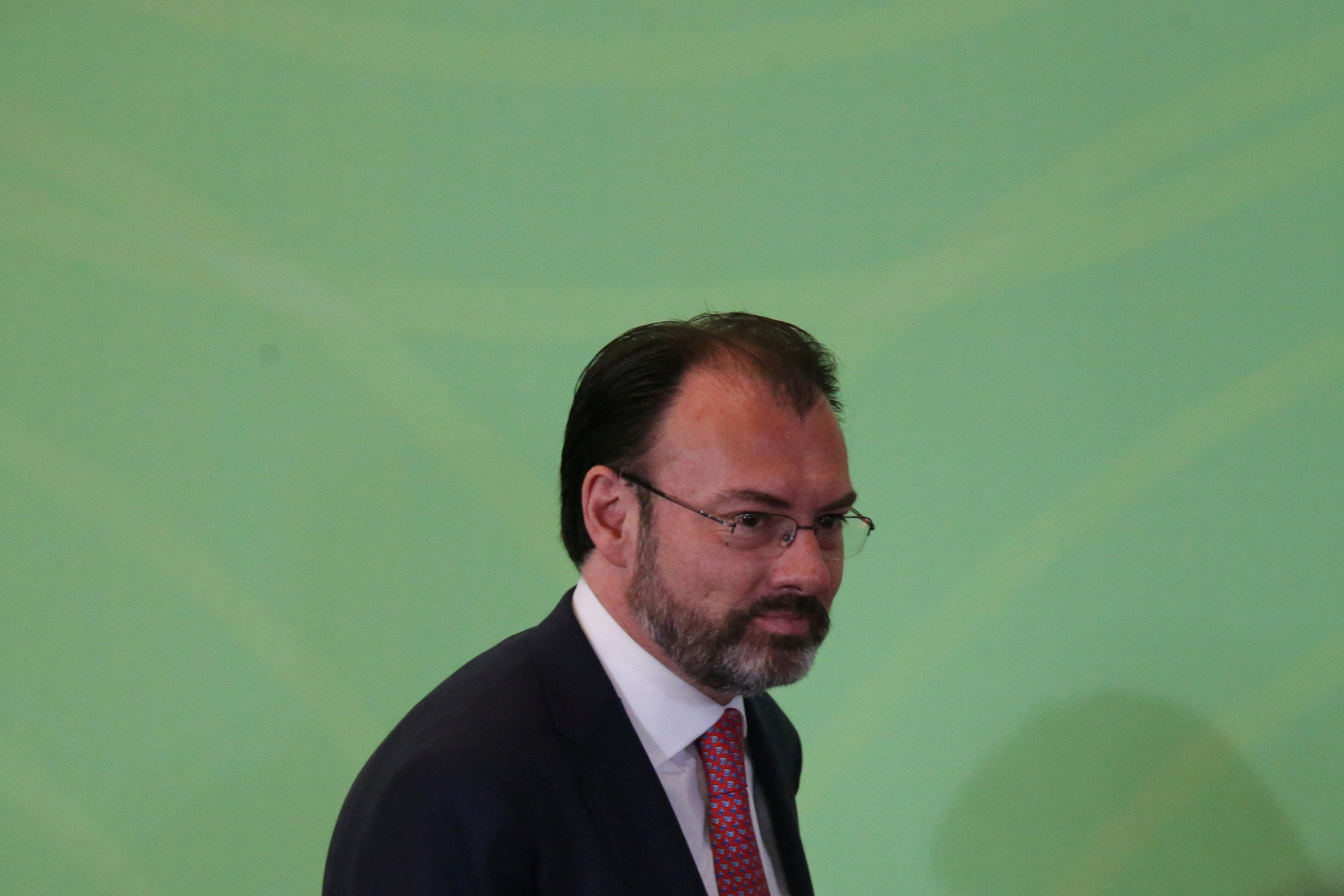 Canciller Videgaray: México no aceptará nuevas disposiciones migratorias de EEUU