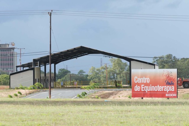 A shed used for equine-assisted therapy is seen at the entrance of the Sidor steel plant in Puerto Ordaz, Venezuela March 5, 2017. Picture taken March 5, 2017 REUTERS/Stringer FOR EDITORIAL USE ONLY. NO RESALES. NO ARCHIVES.