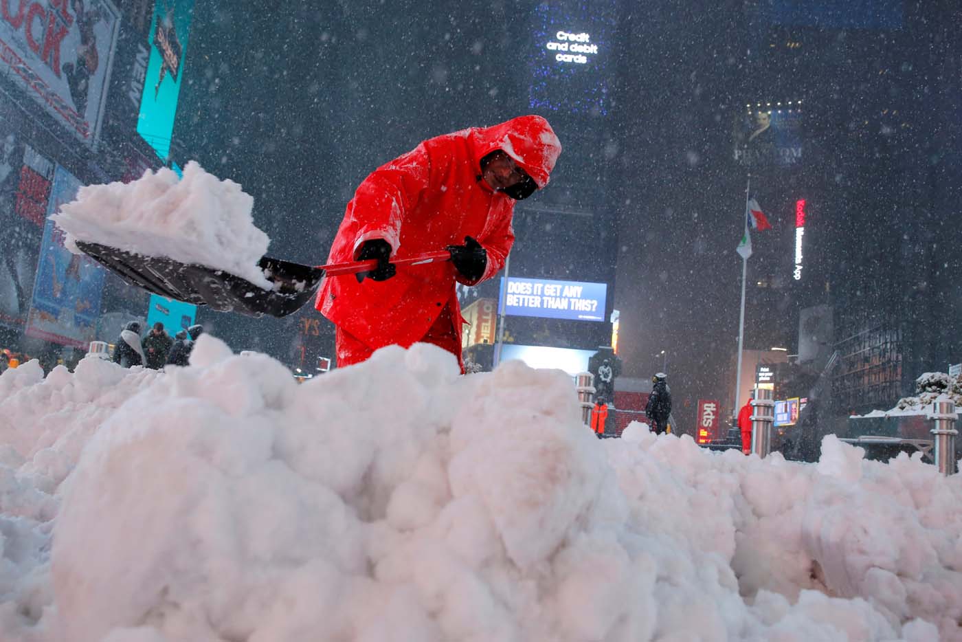 La tormenta de nieve Stella golpea con fuerza el noreste de Estados Unidos (fotos)