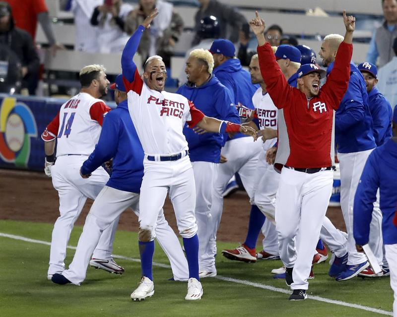 Mónica Puig, Luis Fonsi y Daddy Yankee felicitan al equipo boricua de béisbol (fotos y video)