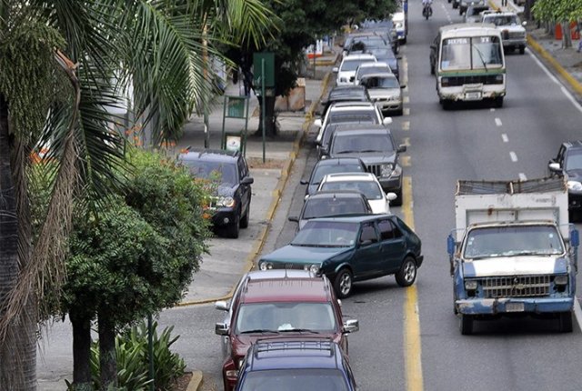 Colas en gasolineras, Barquisimeto, 22 de marzo