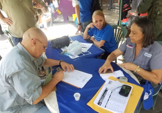 Jesús Torrealba acudió a validación de UNT. (Foto: Nota de prensa)