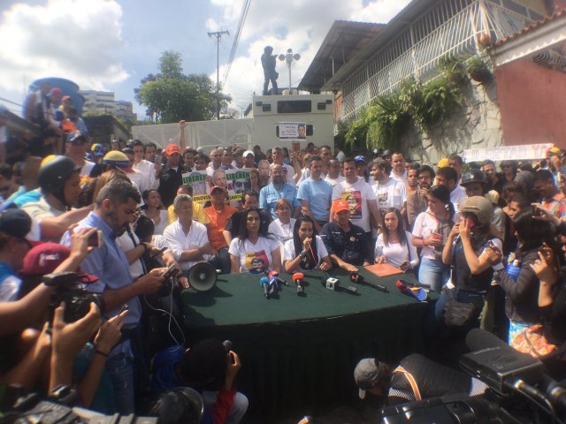 Ramos informó que sesionaron en Ramo Verde por la libertad de los presos políticos. Foto: @hramosallup