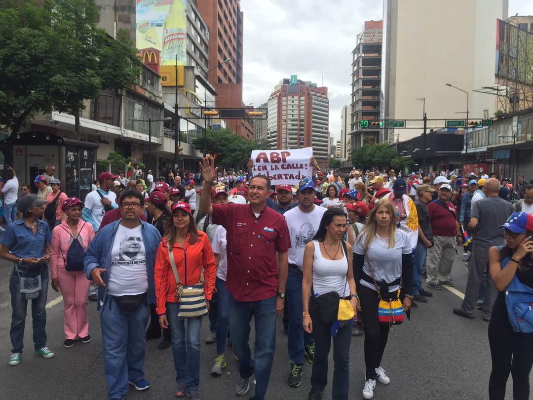 Richard Blanco: Los trabajadores son esenciales junto al pueblo para lograr las elecciones