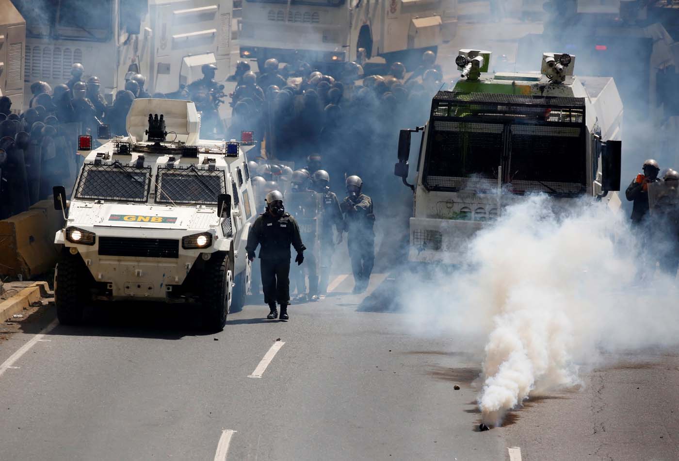 Maduro recibe duro golpe de EEUU en medio de tensión por protestas