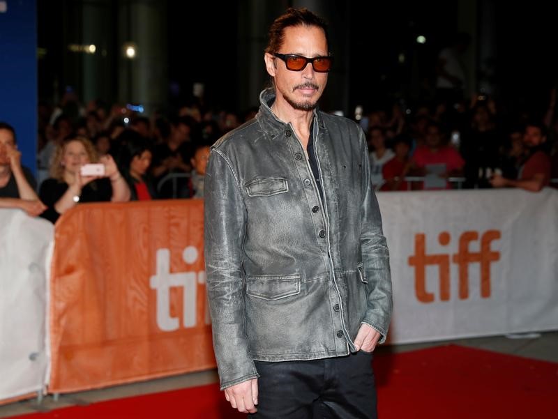 Esposa de Chris Cornell dice que su suicidio es inexplicable