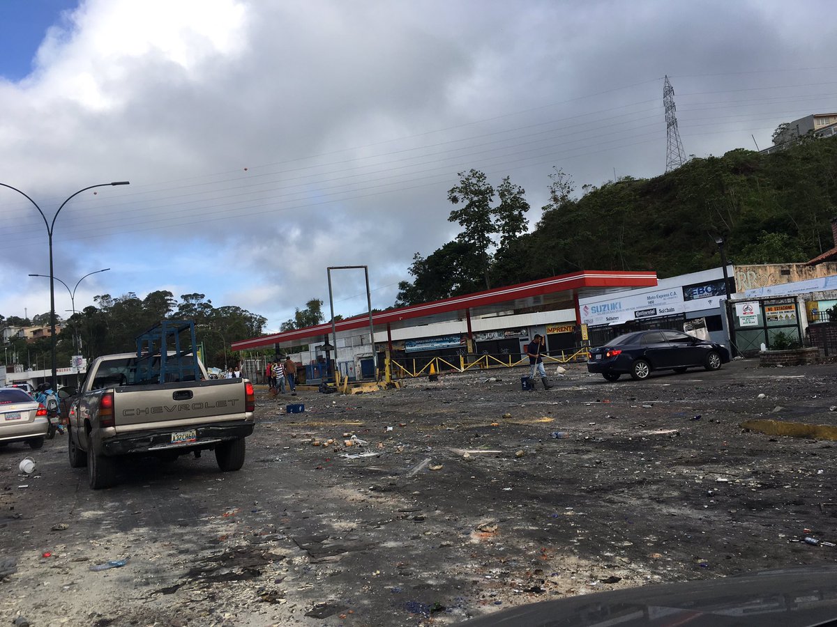 Sin transporte y con comercios cerrados amaneció San Antonio de los Altos #18May