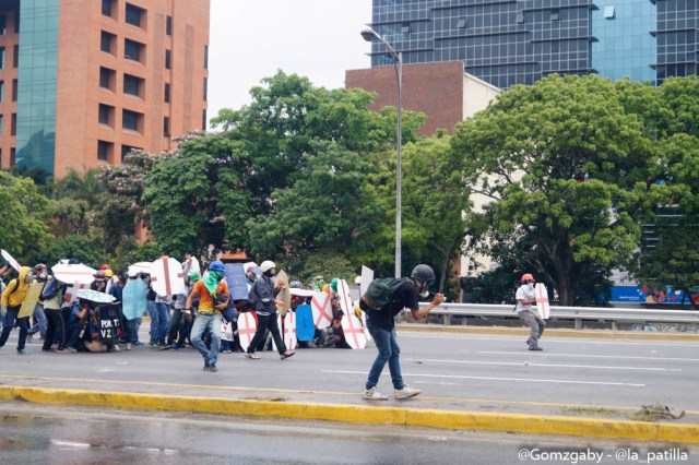 GN efectuó fuerte represión en Caracas este 3 de mayo. Foto: LaPatilla.com / Gabriela Gómez