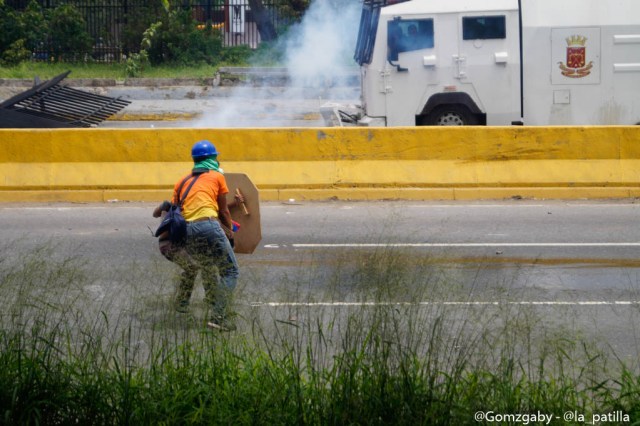 GN efectuó fuerte represión en Caracas este 3 de mayo. Foto: LaPatilla.com / Gabriela Gómez