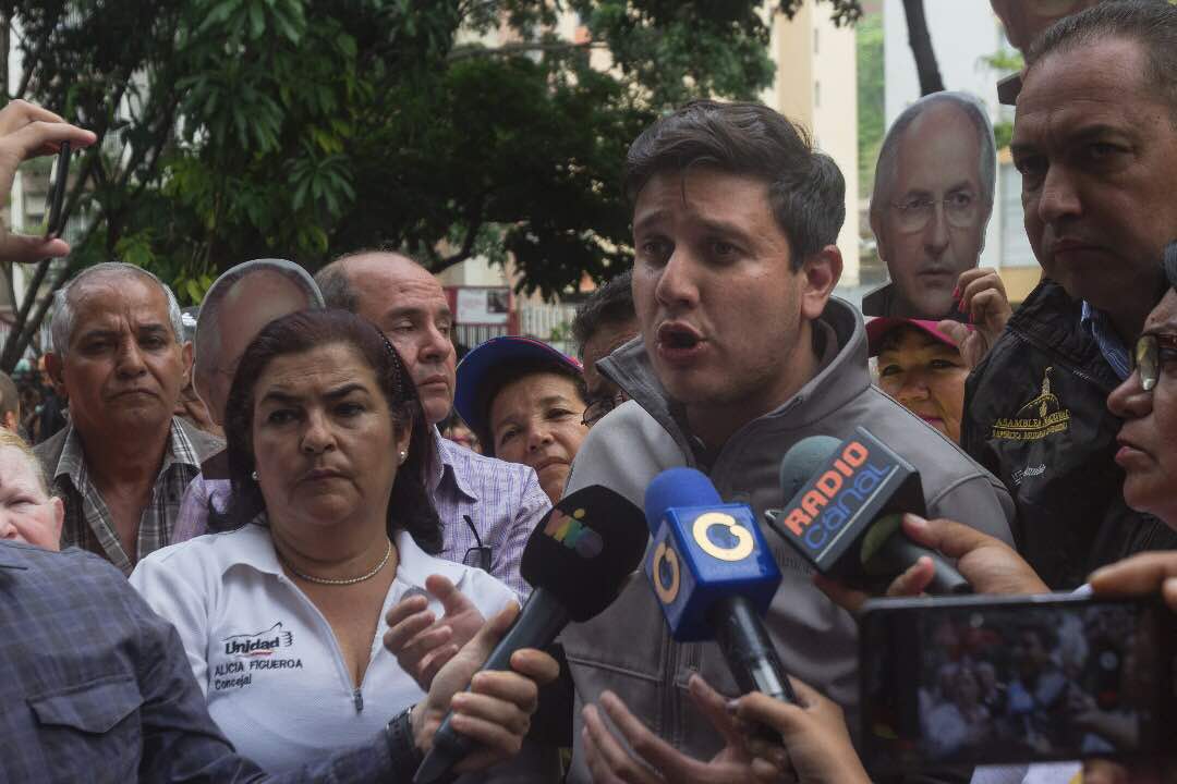 Jesús Armas: Colectivos agraden a manifestantes en Montalbán