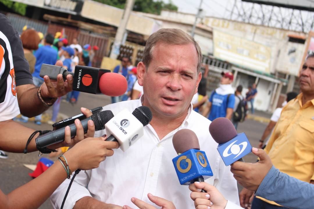 Con operativo especial por aire y tierra llegan zulianos a la Toma de Caracas (Video)