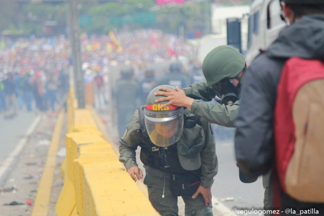 Represión en la Autopista Francisco Farjardo (11)