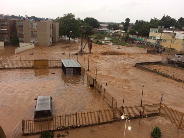 Lluvias Maracaibo inundan la ciudad