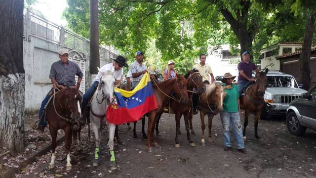 Cabalgata por Caracas/ Foto:  Gustavo Gonzalez