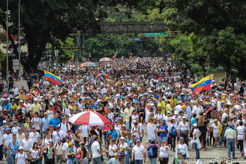 Oposición realizará #MarchadeLosLibertadores el viernes y se movilizará este #27May contra la censura