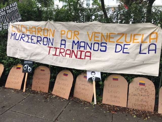 Venezolanos protestaron en la embajada de Venezuela en Washington