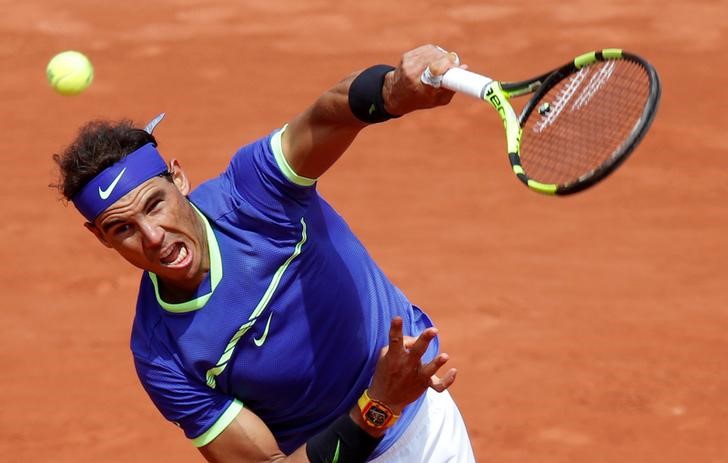 Nadal pasa a cuartos de final en París con un estilo arrollador