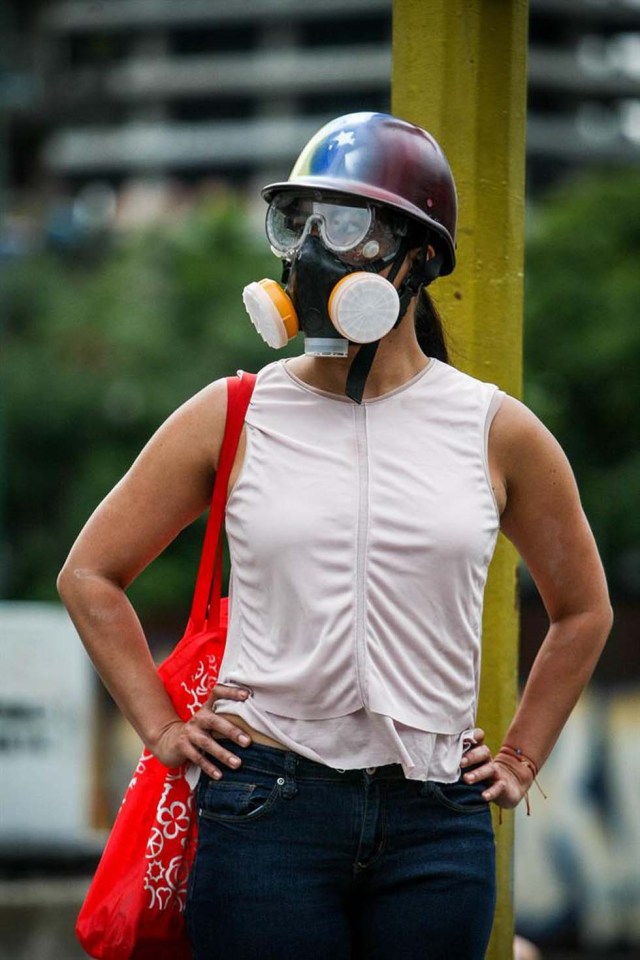 Cuerpos de seguridad redoblan la represión en las marchas. La resistencia sigue. Foto: EFE