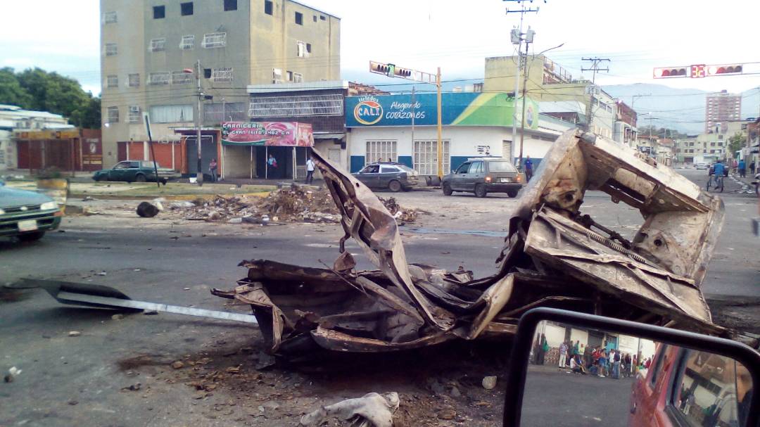 Así amaneció Maracay tras protestas de este miércoles