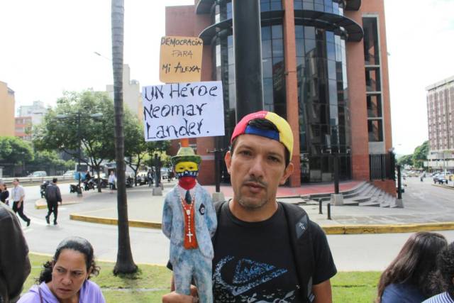 Concejales de Chacao rinden homenaje a Neomar Lander / Fotos: Régulo Gómez La Patilla