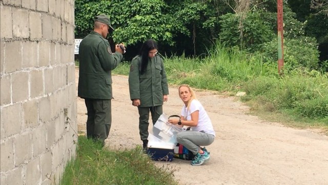 Lilian Tintori envía comida y prensa a Leopoldo López / Foto @liliantintori 