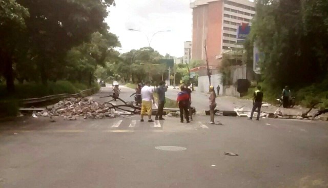 Foto: Trancazo en Macaracuay / Cortesía 