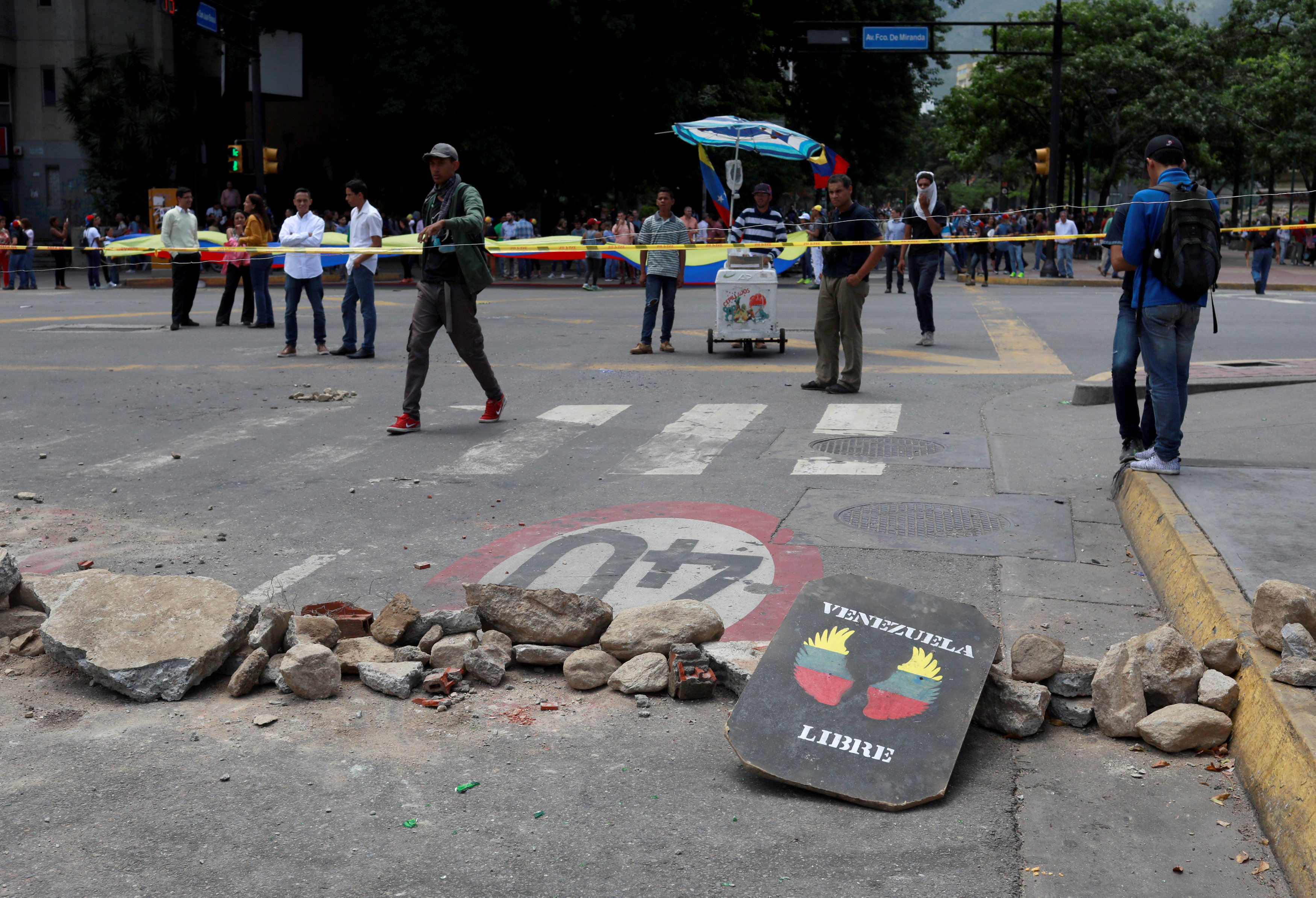 Venezuela trancó sus principales calles y avenidas: Represión dejó un asesinado #4Jul