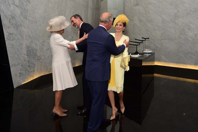 Britain's Prince Charles and Camilla, Duchess of Cornwall greet Spain's King Felipe and Queen Letizia at their hotel in London, Britain July 12, 2017. REUTERS/Hannah McKay TPX IMAGES OF THE DAY