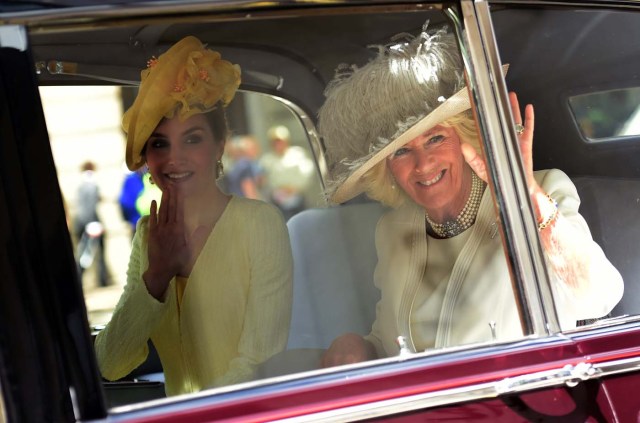 Britain's Camilla, Duchess of Cornwall and Spain's Queen Letizia leave their hotel by car in London, Britain July 12, 2017. REUTERS/Hannah McKay