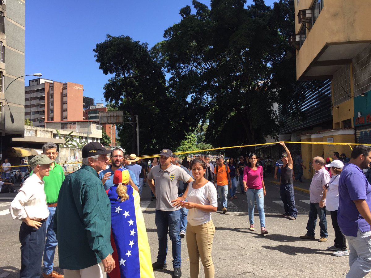 En la avenida Rómulo Gallegos de Caracas se manifestaron durante el trancazo #4Jul