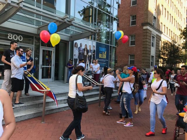 Venezolanos en Washington DC. Foto: @TeLoCuentoNews 