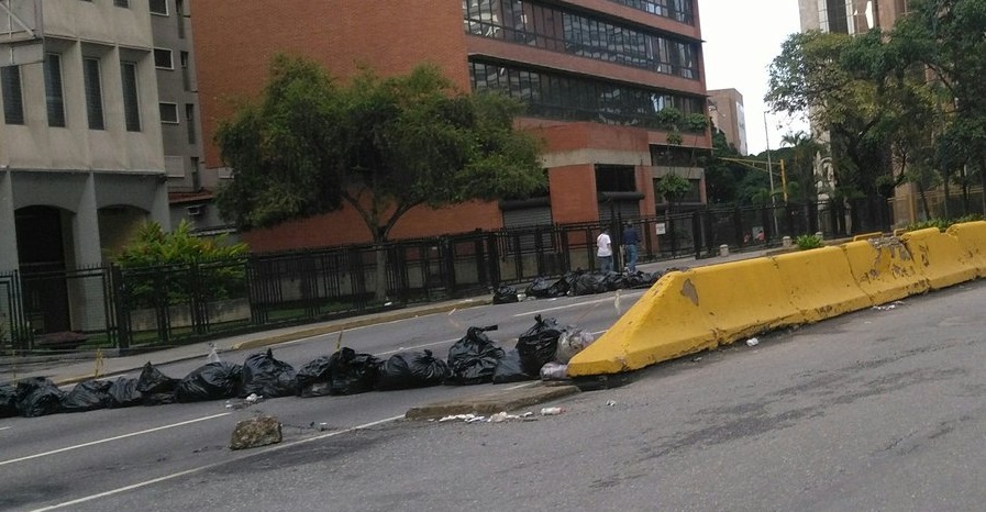 Así se encuentran las calles de Chacao #20Jul (Fotos)