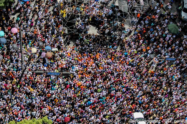 Lo que usted no vio de la concentración por los 100 días de resistencia. Fotos: LaPatilla.com