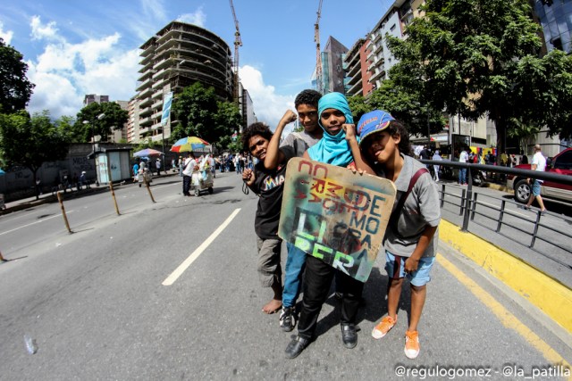 Lo que usted no vio de la concentración por los 100 días de resistencia. Fotos: LaPatilla.com