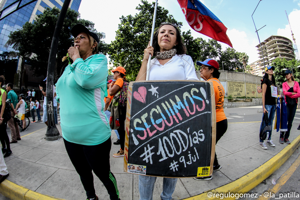 Lo que usted no vio de la concentración por los 100 días de resistencia en Chacaíto (Fotos)