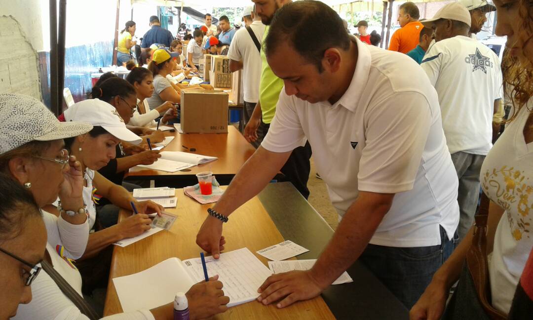 Plácido Malavé: Pueblo inhabilitó constitucionalmente a Maduro