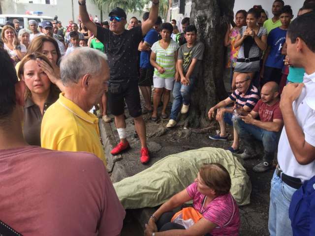 El alcalde del municipio Naguanagua, Alejandro Feo LaCruz, confirmó la muerte de Leonardo González, quién fue víctima de la represión. / Foto: @randolfoblanco